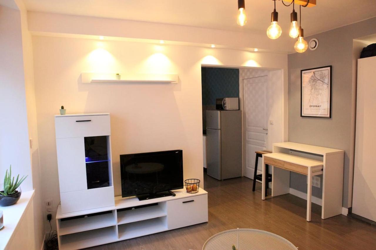Studio Hyper Centre Ville Epernay - Champagne 외부 사진